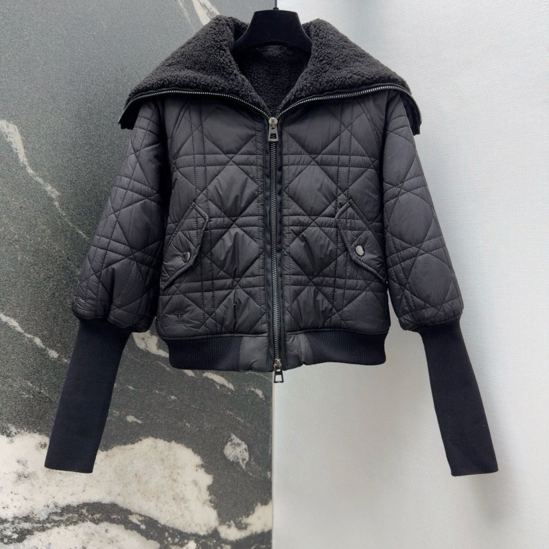 chr1st1an D10r outwear